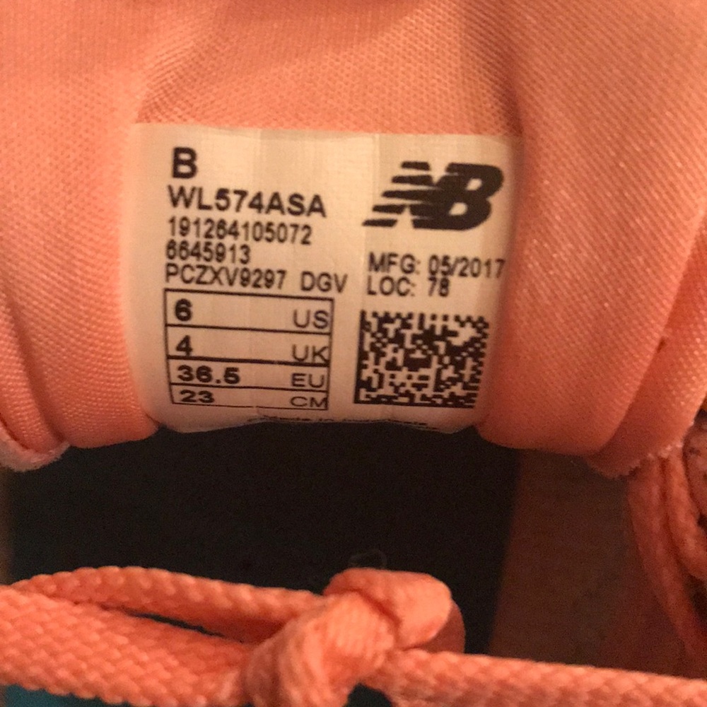 pink new balances - Picture 4 of 6